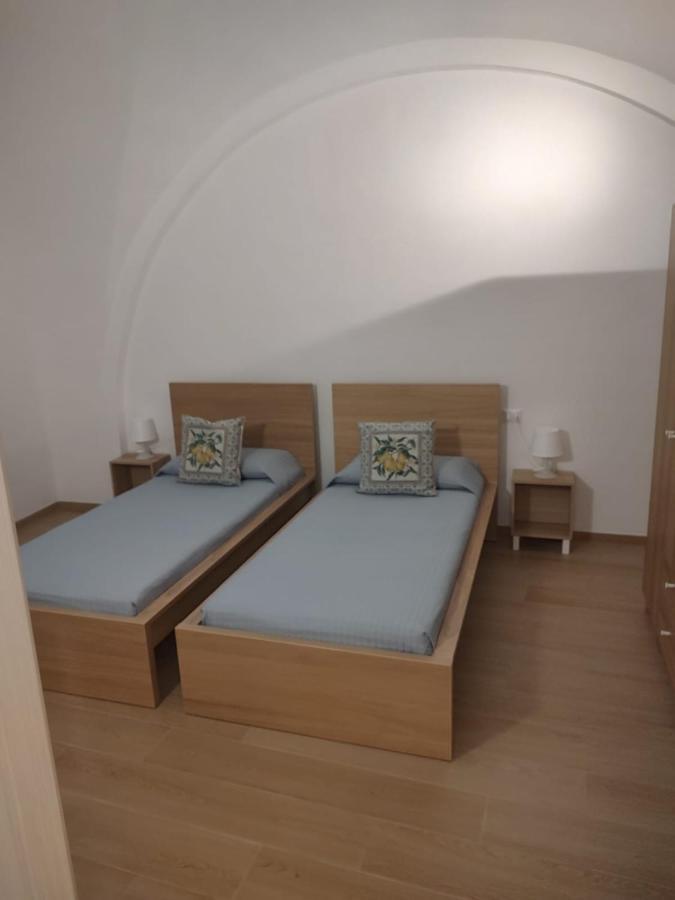 Bed and Breakfast La Casa Sull Arco Лучера Екстер'єр фото