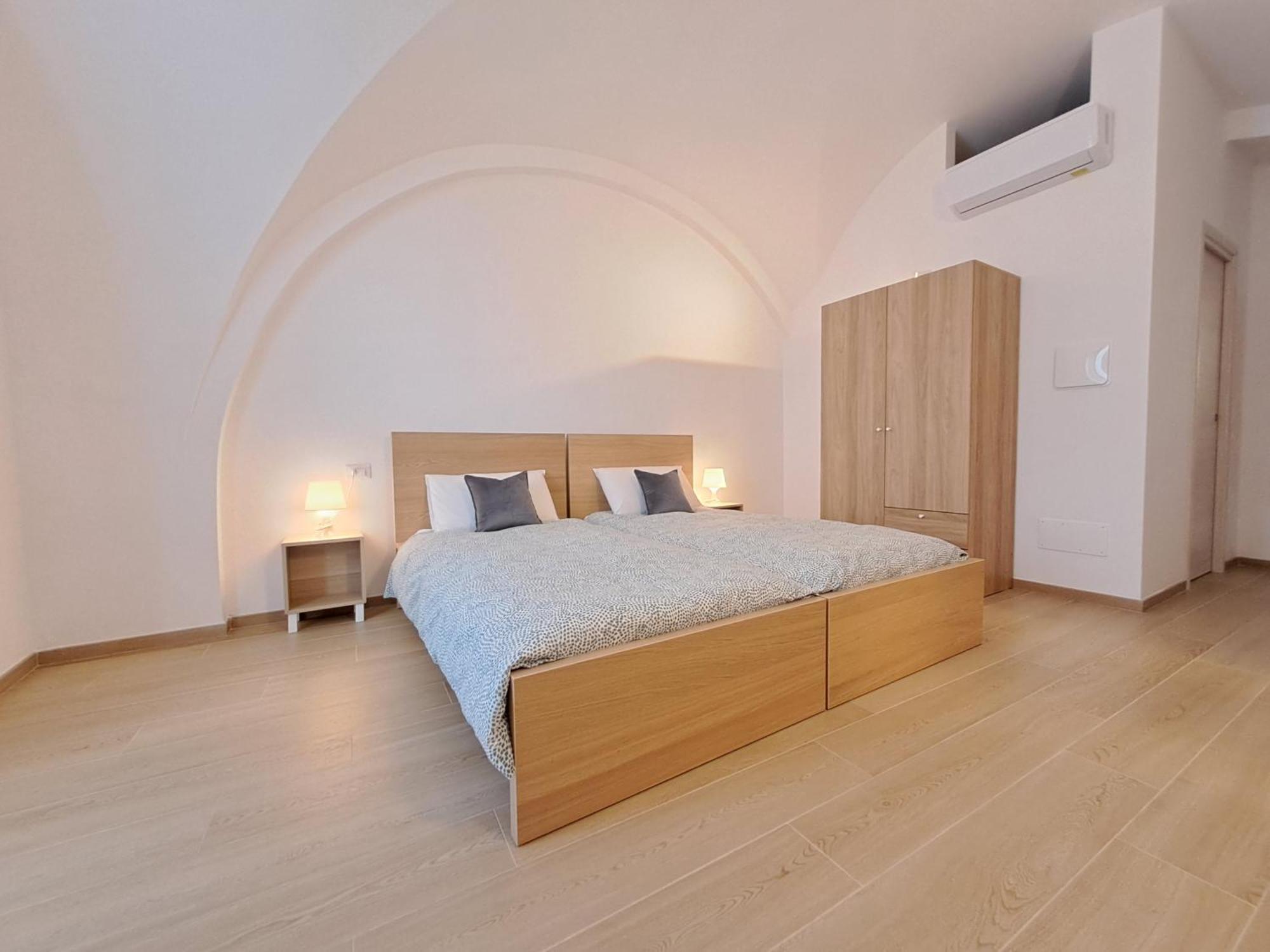 Bed and Breakfast La Casa Sull Arco Лучера Екстер'єр фото